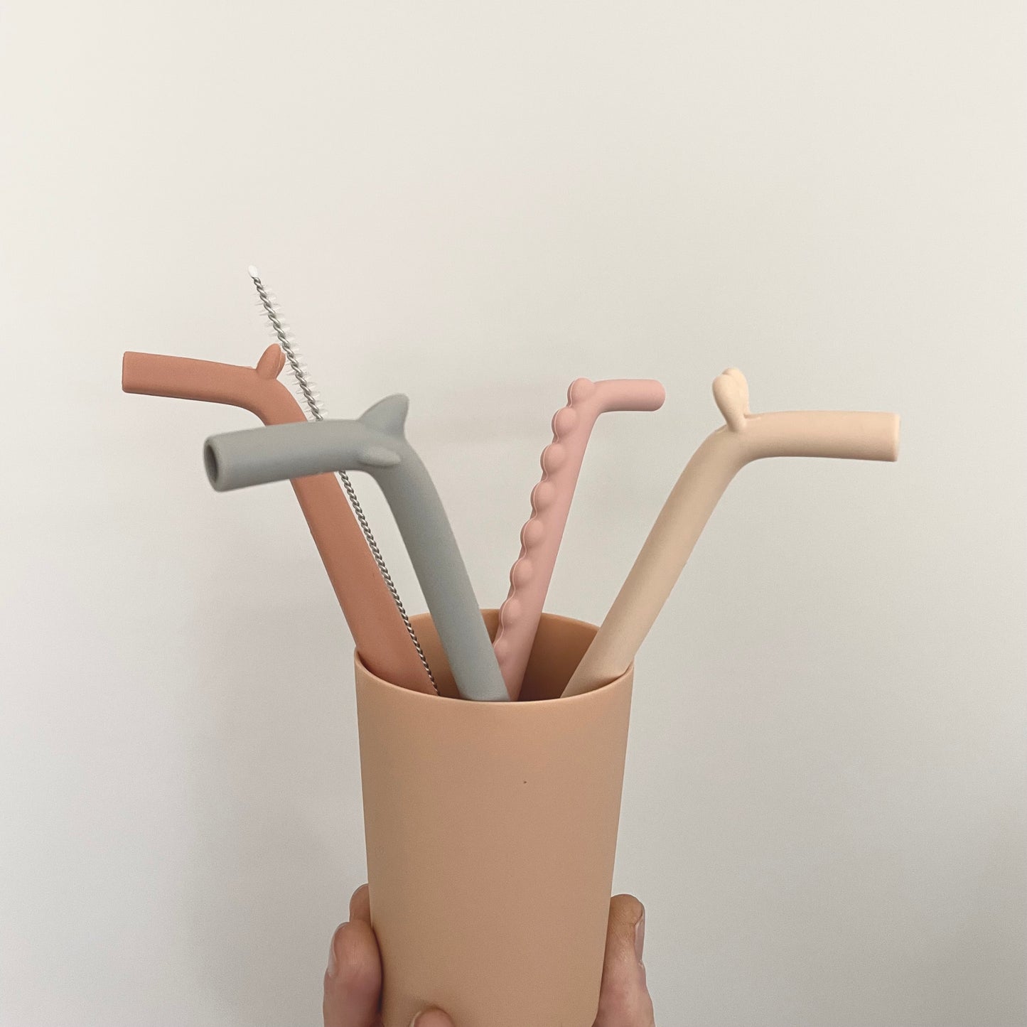 Set of 4 Re-useable Silicone Animal Straws